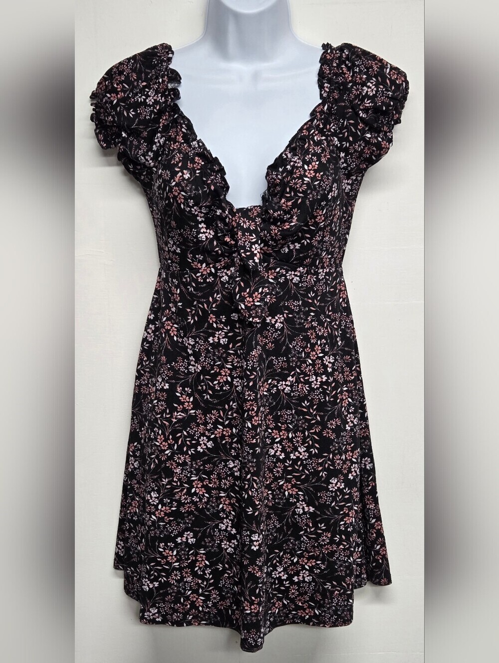 Timing S Stretch Knit Babydoll Dress Empire Waist Elastic Neck & Sleeve Ruffle
